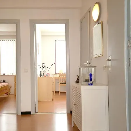 Appartement Spacious In With Balcony And Parking *