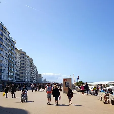 Appartement Spacious In With Balcony And Parking Ostende