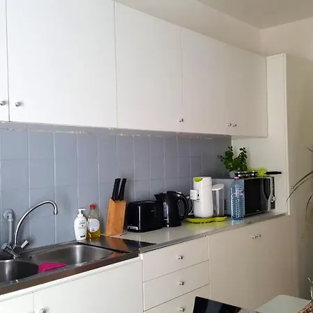 Appartement Spacious In With Balcony And Parking