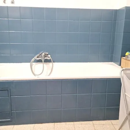 Spacious In With Balcony And Parking Appartement Ostende